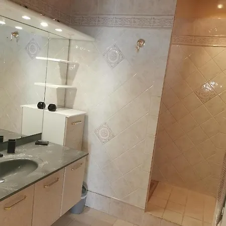 Climatisée Grande Piscine 6-8 Pers Sans Vis à Vis Villa